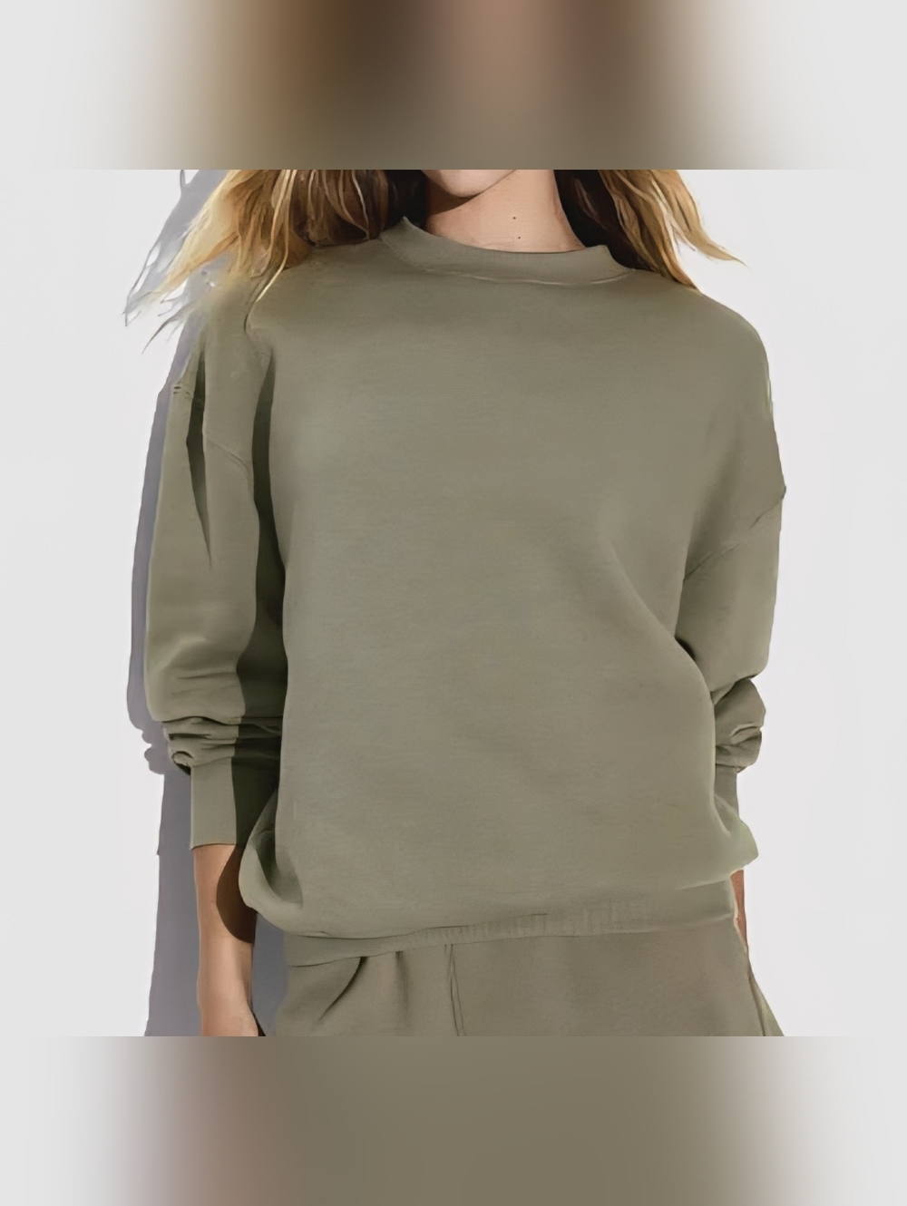 wild fable Women's Oversized Crewneck Sweater Size L
